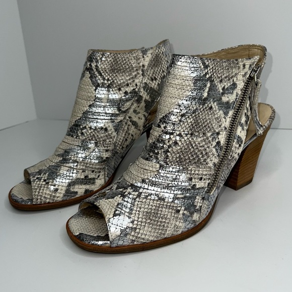 Paul Green Cayanne Peep Toe High Heel Booties Snake Print - Picture 1 of 16